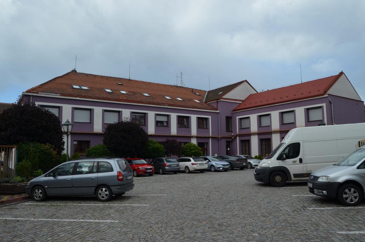 Hotel U Heligonky Brünn Exterior foto