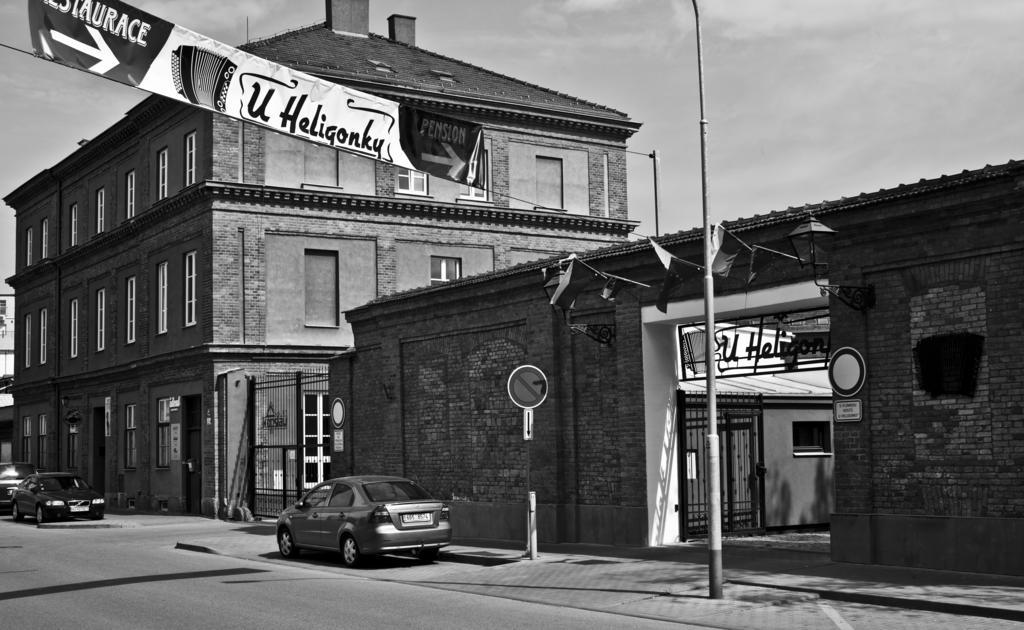 Hotel U Heligonky Brünn Exterior foto
